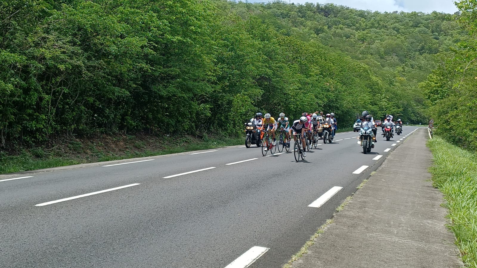 [⭕️Direct?‍♂️] Suivez la première étape du tour cycliste de Martinique 2022